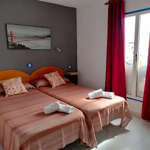 https://aguazul-120.in-canary-islands.com